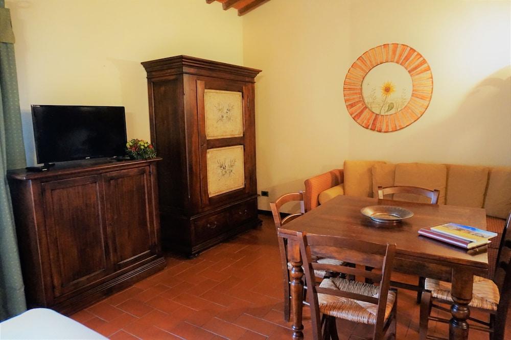 Agriturismo Antico Borgo Poggitazzi Terranuova Bracciolini Exterior foto